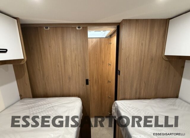 CHAUSSON NEW TITANIUM LINE 777 2027 AUTOMATICO 165 CV POWER LETTI GEMELLI GARAGE E BASCULANTE pieno