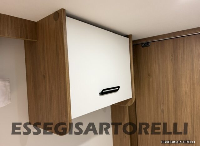 CHAUSSON NEW TITANIUM LINE 777 2027 AUTOMATICO 165 CV POWER LETTI GEMELLI GARAGE E BASCULANTE pieno