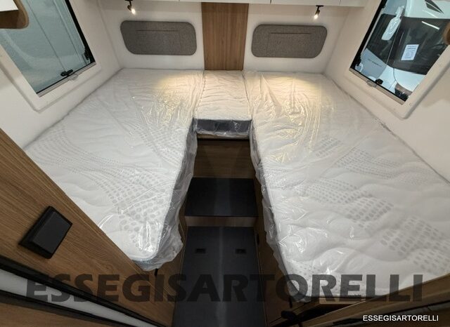 CHAUSSON NEW TITANIUM LINE 777 2027 AUTOMATICO 165 CV POWER LETTI GEMELLI GARAGE E BASCULANTE pieno