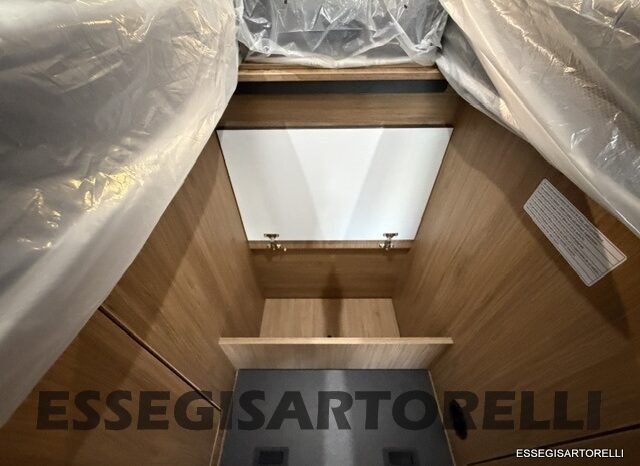 CHAUSSON NEW TITANIUM LINE 777 2027 AUTOMATICO 165 CV POWER LETTI GEMELLI GARAGE E BASCULANTE pieno