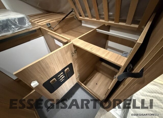 CHAUSSON NEW TITANIUM LINE 777 2027 AUTOMATICO 165 CV POWER LETTI GEMELLI GARAGE E BASCULANTE pieno
