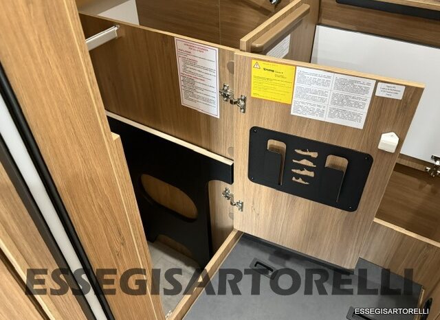 CHAUSSON NEW TITANIUM LINE 777 2027 AUTOMATICO 165 CV POWER LETTI GEMELLI GARAGE E BASCULANTE pieno