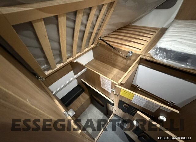 CHAUSSON NEW TITANIUM LINE 777 2027 AUTOMATICO 165 CV POWER LETTI GEMELLI GARAGE E BASCULANTE pieno