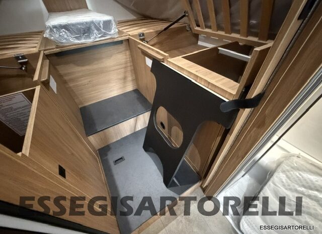 CHAUSSON NEW TITANIUM LINE 777 2027 AUTOMATICO 165 CV POWER LETTI GEMELLI GARAGE E BASCULANTE pieno