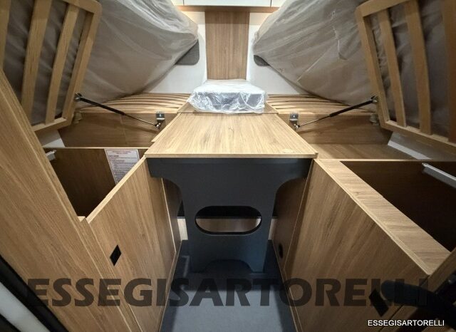 CHAUSSON NEW TITANIUM LINE 777 2027 AUTOMATICO 165 CV POWER LETTI GEMELLI GARAGE E BASCULANTE pieno