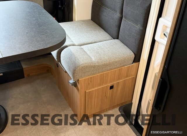 CHAUSSON NEW TITANIUM LINE 777 2027 AUTOMATICO 165 CV POWER LETTI GEMELLI GARAGE E BASCULANTE pieno