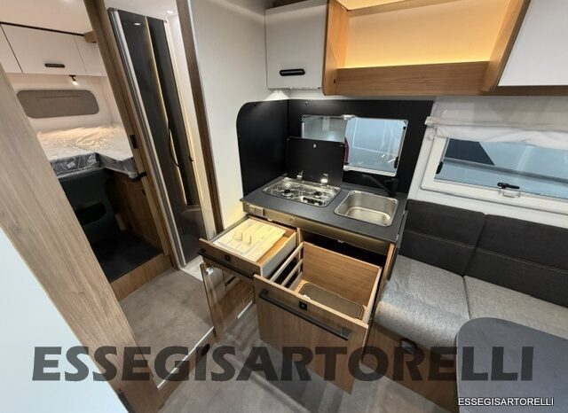 CHAUSSON NEW TITANIUM LINE 777 2027 AUTOMATICO 165 CV POWER LETTI GEMELLI GARAGE E BASCULANTE pieno
