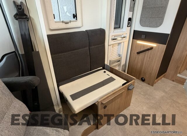 CHAUSSON NEW TITANIUM LINE 777 2027 AUTOMATICO 165 CV POWER LETTI GEMELLI GARAGE E BASCULANTE pieno