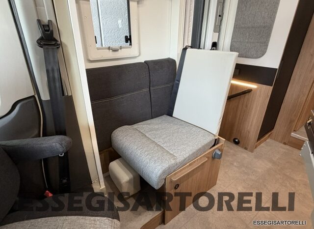 CHAUSSON NEW TITANIUM LINE 777 2027 AUTOMATICO 165 CV POWER LETTI GEMELLI GARAGE E BASCULANTE pieno
