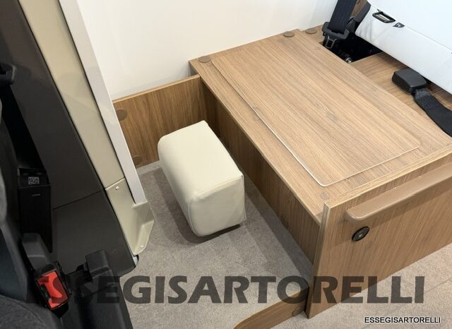 CHAUSSON NEW TITANIUM LINE 777 2027 AUTOMATICO 165 CV POWER LETTI GEMELLI GARAGE E BASCULANTE pieno