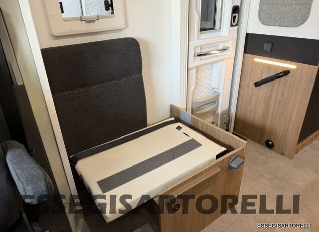 CHAUSSON NEW TITANIUM LINE 777 2027 AUTOMATICO 165 CV POWER LETTI GEMELLI GARAGE E BASCULANTE pieno