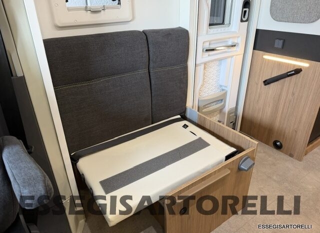CHAUSSON NEW TITANIUM LINE 777 2027 AUTOMATICO 165 CV POWER LETTI GEMELLI GARAGE E BASCULANTE pieno