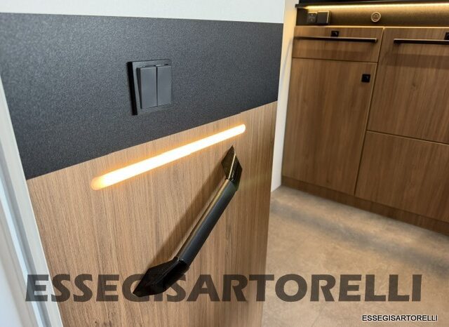 CHAUSSON NEW TITANIUM LINE 777 2027 AUTOMATICO 165 CV POWER LETTI GEMELLI GARAGE E BASCULANTE pieno