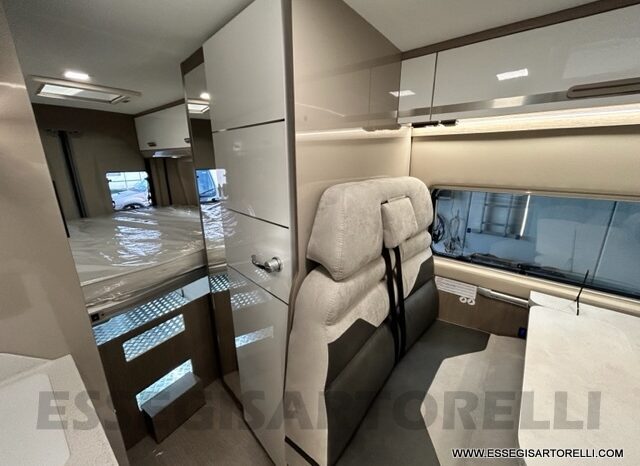 OCCASIONE : CHAUSSON PREMIUM V 690 160 CV AUTOMATICO 2023 FULL km 9.618 DOPPIO CLIMA pieno