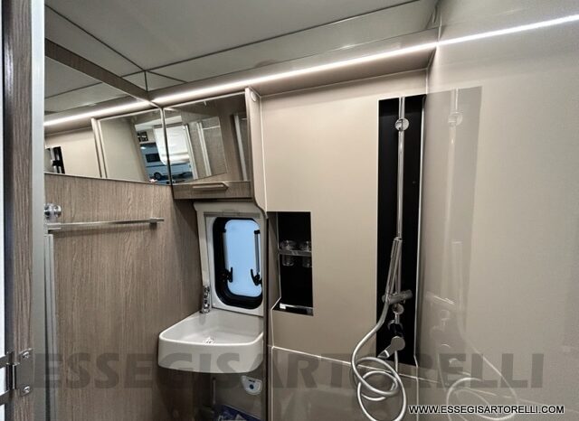 OCCASIONE : CHAUSSON PREMIUM V 690 160 CV AUTOMATICO 2023 FULL km 9.618 DOPPIO CLIMA pieno