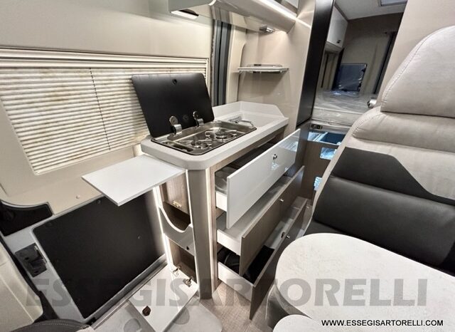 OCCASIONE : CHAUSSON PREMIUM V 690 160 CV AUTOMATICO 2023 FULL km 9.618 DOPPIO CLIMA pieno