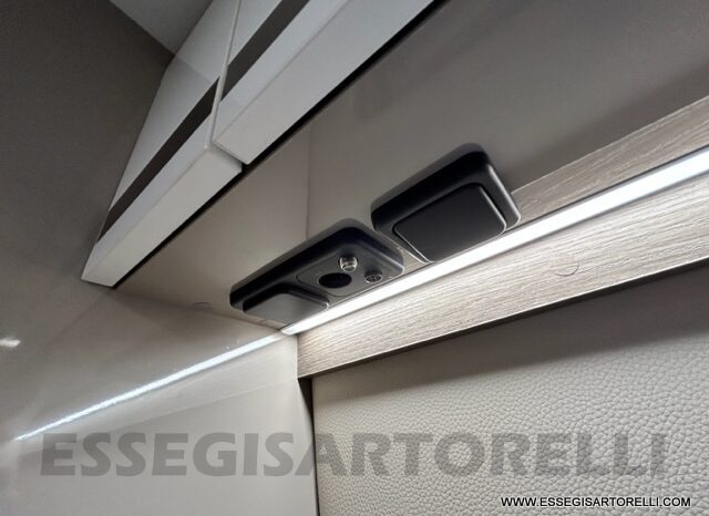 OCCASIONE : CHAUSSON PREMIUM V 690 160 CV AUTOMATICO 2023 FULL km 9.618 DOPPIO CLIMA pieno