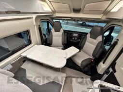 OCCASIONE : CHAUSSON PREMIUM V 690 160 CV AUTOMATICO 2023 FULL km 9.618 DOPPIO CLIMA pieno