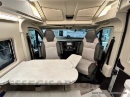 OCCASIONE : CHAUSSON PREMIUM V 690 160 CV AUTOMATICO 2023 FULL km 9.618 DOPPIO CLIMA pieno