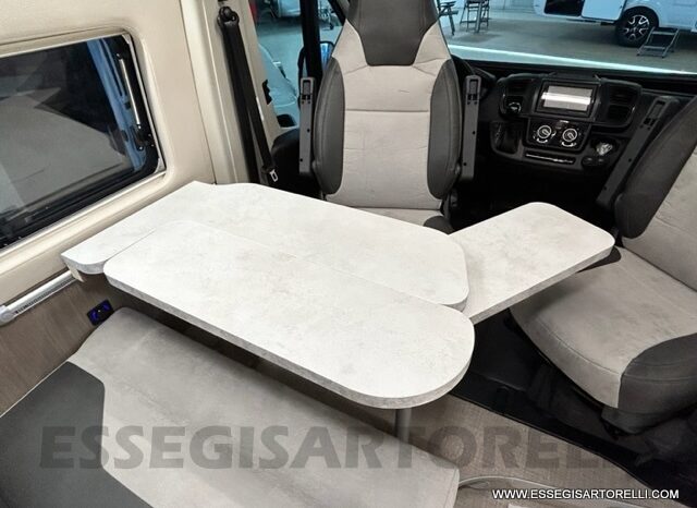 OCCASIONE : CHAUSSON PREMIUM V 690 160 CV AUTOMATICO 2023 FULL km 9.618 DOPPIO CLIMA pieno