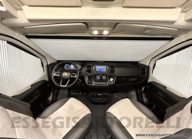 OCCASIONE : CHAUSSON PREMIUM V 690 160 CV AUTOMATICO 2023 FULL km 9.618 DOPPIO CLIMA pieno