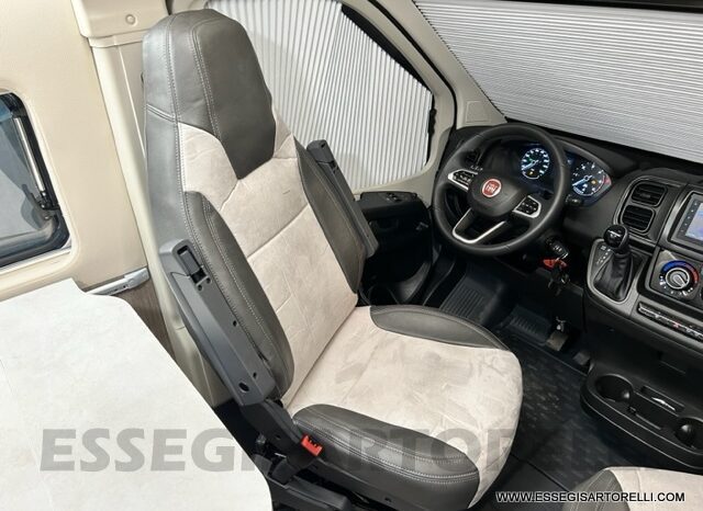 OCCASIONE : CHAUSSON PREMIUM V 690 160 CV AUTOMATICO 2023 FULL km 9.618 DOPPIO CLIMA pieno