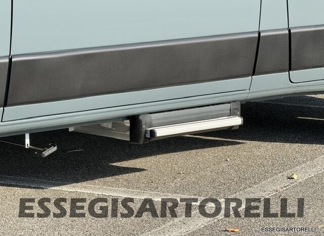 CHAUSSON NEW FIAT SPORTLINE V 594 2027 VAN 599 CM AUTOMATICO pieno