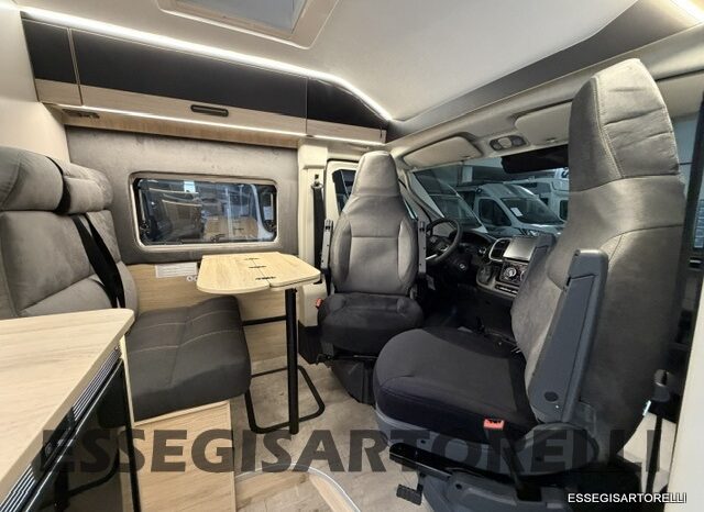 CHAUSSON NEW FIAT SPORTLINE V 594 2027 VAN 599 CM AUTOMATICO pieno