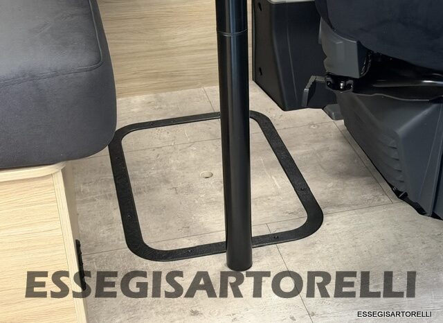 CHAUSSON NEW FIAT SPORTLINE V 594 2027 VAN 599 CM AUTOMATICO pieno