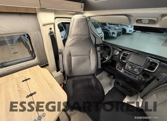CHAUSSON NEW FIAT SPORTLINE V 594 2027 VAN 599 CM AUTOMATICO pieno