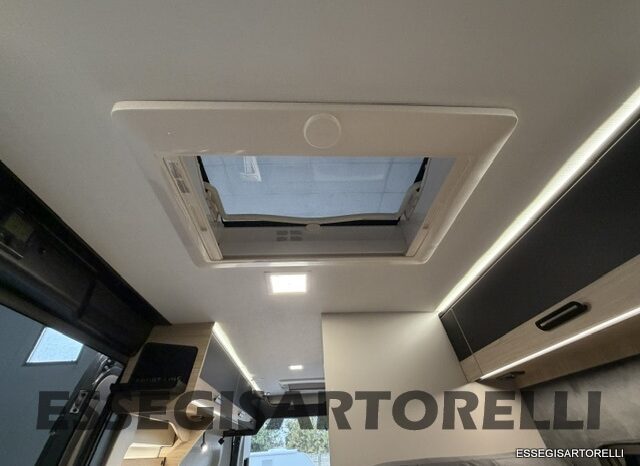 CHAUSSON NEW FIAT SPORTLINE V 594 2027 VAN 599 CM AUTOMATICO pieno
