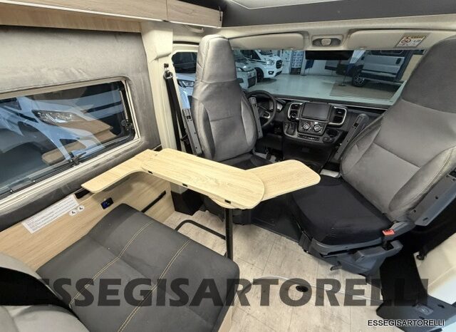 CHAUSSON NEW FIAT SPORTLINE V 594 2027 VAN 599 CM AUTOMATICO pieno