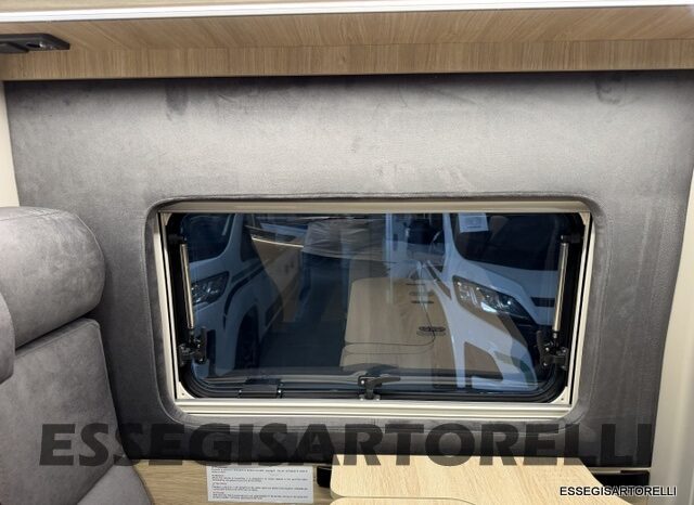 CHAUSSON NEW FIAT SPORTLINE V 594 2027 VAN 599 CM AUTOMATICO pieno