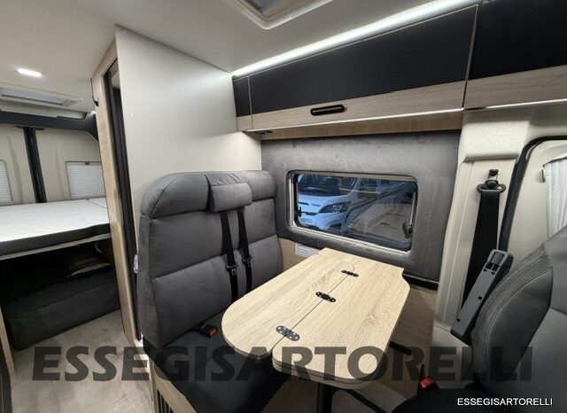 CHAUSSON NEW FIAT SPORTLINE V 594 2027 VAN 599 CM AUTOMATICO pieno