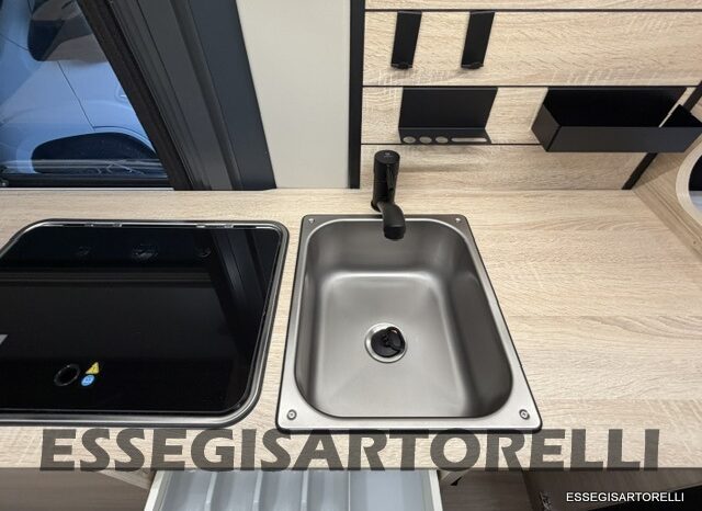 CHAUSSON NEW FIAT SPORTLINE V 594 2027 VAN 599 CM AUTOMATICO pieno