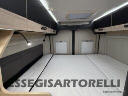 CHAUSSON NEW FIAT SPORTLINE V 594 2027 VAN 599 CM AUTOMATICO pieno