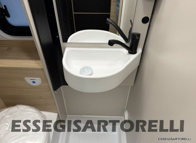 CHAUSSON NEW FIAT SPORTLINE V 594 2027 VAN 599 CM AUTOMATICO pieno