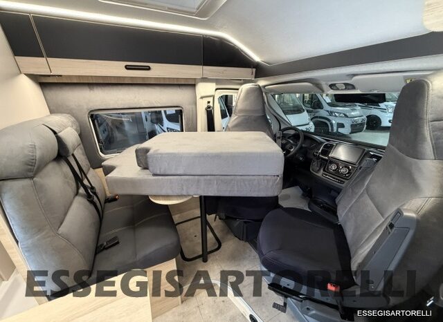 CHAUSSON NEW FIAT SPORTLINE V 594 2027 VAN 599 CM AUTOMATICO pieno