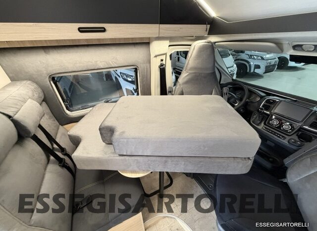 CHAUSSON NEW FIAT SPORTLINE V 594 2027 VAN 599 CM AUTOMATICO pieno