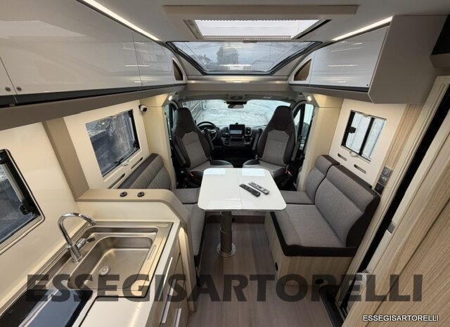 ADRIA COMPACT DL SUPREME EDITION 180 CV POWER AUTOMATICO 699 FULL 2023 pieno