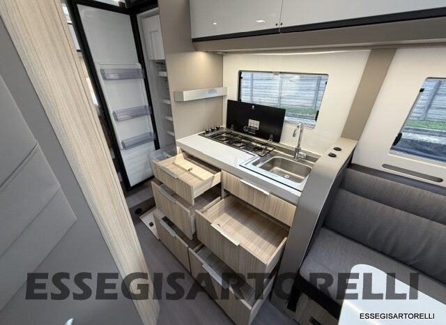 ADRIA COMPACT DL SUPREME EDITION 180 CV POWER AUTOMATICO 699 FULL 2023 pieno